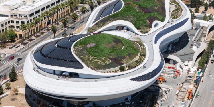 GEORGE LUCAS REVELA QUE SU MUSEO INCLUIRÁ PIEZAS DE MARVEL, FLASH GORDON Y FRIDA KAHLO 1 GEORGE LUCAS REVELA QUE SU MUSEO INCLUIRÁ PIEZAS DE MARVEL, FLASH GORDON Y FRIDA KAHLO