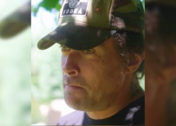 JASON MOMOA SE AFEITA LA BARBA TRAS SEIS AÑOS Y SORPRENDE A SUS FANS POR SU NUEVA IMAGEN