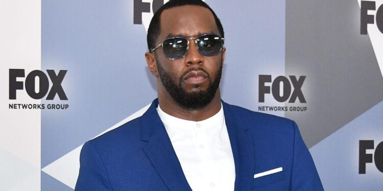 EXNOVIA DE DIDDY PIDE LIBERTAD BAJO FIANZA Y CAMBIA SU VERSIÓN ANTE LA CORTE 1 EXNOVIA DE DIDDY PIDE LIBERTAD BAJO FIANZA Y CAMBIA SU VERSIÓN ANTE LA CORTE