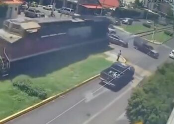 LOCOMOTORA SIN CONTROL MATA A 6 Y HIERE A 2; SE DESACOPLA MÁQUINA DE CONVOY Y DEJA TRAGEDIA A SU PASO.