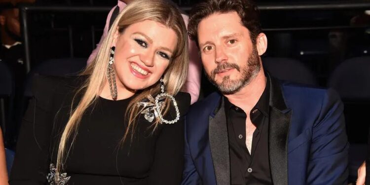 FALLECE BRANDON BLACKSTOCK, EXESPOSO DE KELLY CLARKSON, A LOS 48 AÑOS 1 FALLECE BRANDON BLACKSTOCK, EXESPOSO DE KELLY CLARKSON, A LOS 48 AÑOS