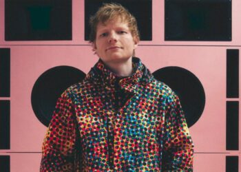 ED SHEERAN ES INSCRITO COMO JUGADOR EN EL IPSWICH TOWN Y MANTIENE SU NÚMERO 17