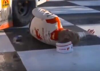 GANA NASCAR Y TERMINA EN EL HOSPITAL POR FESTEJO.