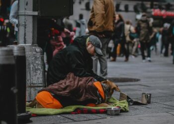 NUEVA YORK REFUERZA INTERNAMIENTOS INVOLUNTARIOS PARA PERSONAS CON ENFERMEDADES MENTALES