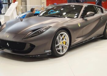 FERRARI PATENTA SISTEMA PARA EVITAR GOLPES FRONTALES EN SUS DEPORTIVOS