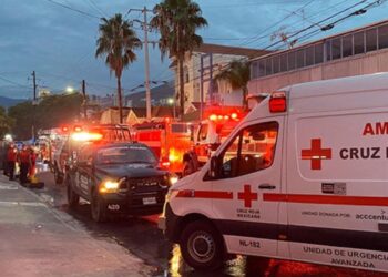 MUEREN 3 MUJERES TRAS INCENDIO EN CASA HABILITADA COMO CENTRO DE REHABILITACIÓN EN MONTERREY; INTERNOS EVITAN TRAGEDIA MAYOR.