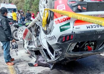 TRAGEDIA EN EL RALLY VUELTA AL ECUADOR DEJA DOS MUERTOS Y SEIS HERIDOS