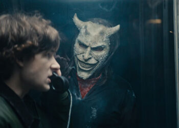 BLACK PHONE 2 TRAE DE VUELTA A ETHAN HAWKE COMO EL RAPTOR