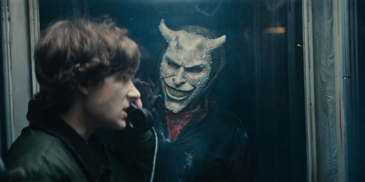 BLACK PHONE 2 TRAE DE VUELTA A ETHAN HAWKE COMO EL RAPTOR 1 BLACK PHONE 2 TRAE DE VUELTA A ETHAN HAWKE COMO EL RAPTOR