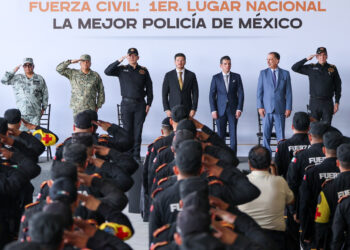 A SAMUEL POR OTRO HELICÓPTERO BLACK HAWK, MÁS BLACK MAMBAS Y AUMENTO SALARIAL PARA FUERZA CIVIL 4 A SAMUEL POR OTRO HELICÓPTERO BLACK HAWK, MÁS BLACK MAMBAS Y AUMENTO SALARIAL PARA FUERZA CIVIL