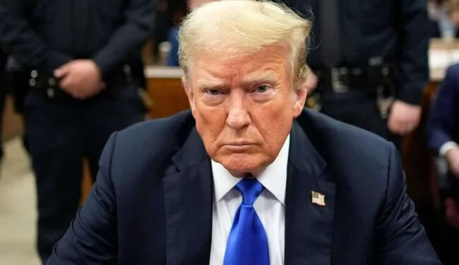 AUTORIZA TRUMP A SU EJÉRCITO ATACAR A CÁRTELES EN EL EXTRANJERO; AFIRMA NYT QUE PRESIDENTE DE ESTADOS UNIDOS FIRMÓ UNA ORDEN SECRETA 1 AUTORIZA TRUMP A SU EJÉRCITO ATACAR A CÁRTELES EN EL EXTRANJERO; AFIRMA NYT QUE PRESIDENTE DE ESTADOS UNIDOS FIRMÓ UNA ORDEN SECRETA