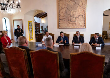 PASA PUENTE COLOMBIA DE 800 A 10 MIL CRUCES EN TRES AÑOS; ANUNCIAN INVERSIÓN DE 17 BILLONES DE DÓLARES PARA CENTRO LOGÍSTICO DE GREEN CORRIDORS EN PUERTO FRONTERIZO CON BASE DE OPERACIONES EN SALINAS VICTORIA 1 PASA PUENTE COLOMBIA DE 800 A 10 MIL CRUCES EN TRES AÑOS; ANUNCIAN INVERSIÓN DE 17 BILLONES DE DÓLARES PARA CENTRO LOGÍSTICO DE GREEN CORRIDORS EN PUERTO FRONTERIZO CON BASE DE OPERACIONES EN SALINAS VICTORIA