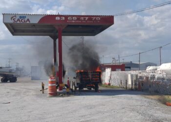 SALVAN POLICÍAS DE SALINAS A HOMBRE DE MORIR CALCINADO