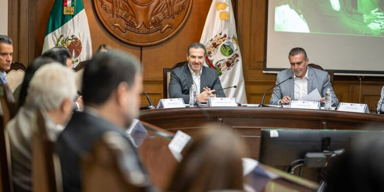 PRESENTA ADRIÁN CENTRO DE ATENCIÓN AL MIGRANTE; BUSCA EDIL REGIO GARANTIZAR DERECHOS DEL GRUPO VULNERABLE 1 PRESENTA ADRIÁN CENTRO DE ATENCIÓN AL MIGRANTE; BUSCA EDIL REGIO GARANTIZAR DERECHOS DEL GRUPO VULNERABLE