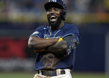 RANDY AROZARENA IMPULSA A LOS MARINERS EN LUCHA POR POSTEMPORADA