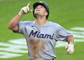 JAKOB MARSEE DESTACA CON SIETE CARRERAS IMPULSADAS EN SU DEBUT CON LOS MARLINS