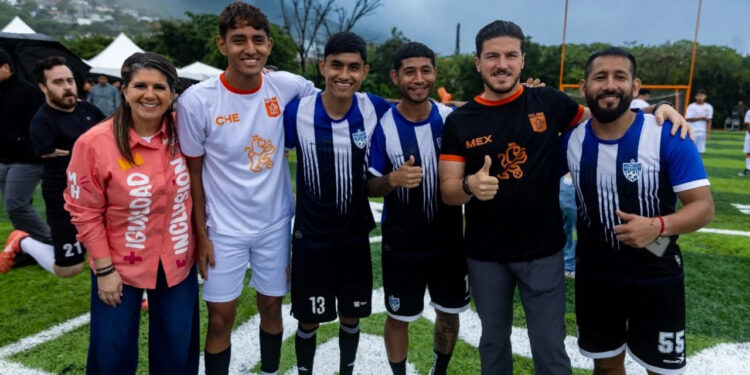 INAUGURA SAMUEL MULTIDEPORTIVO EN CERRALVO; SE ECHA GOBER ‘CASCARITA’