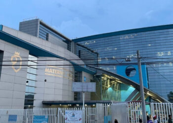 NIÑA DE 13 AÑOS OCULTA EMBARAZO, DA A LUZ EN SU CASA Y BEBÉ MUERE