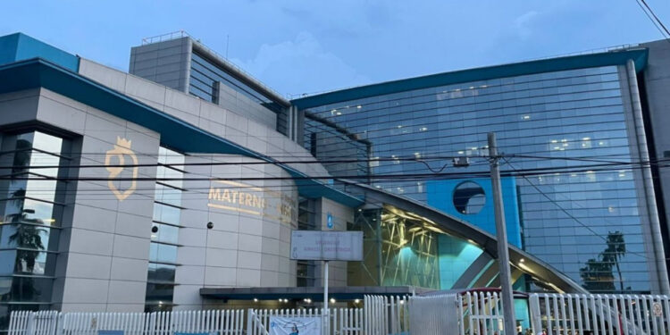 NIÑA DE 13 AÑOS OCULTA EMBARAZO, DA A LUZ EN SU CASA Y BEBÉ MUERE