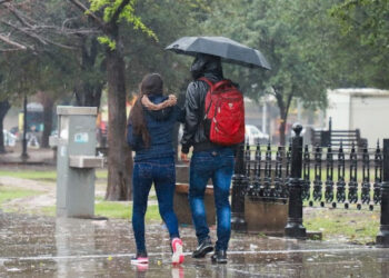 REGRESAN LAS LLUVIAS Y BAJA LA TEMPERATURA EN NUEVO LEÓN