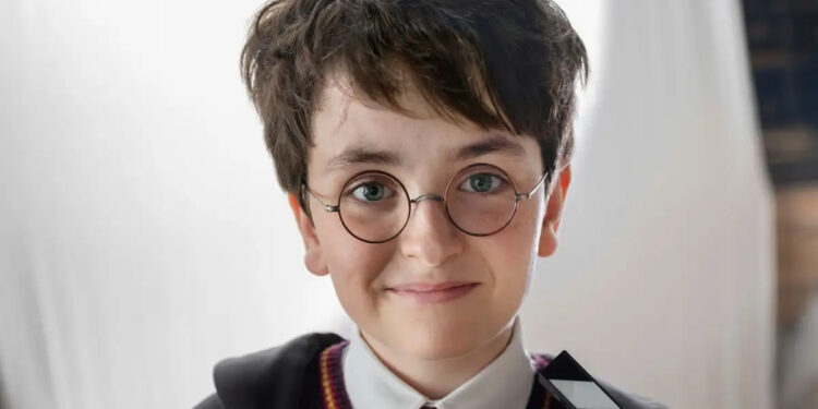 EL NUEVO HARRY POTTER SE PRONUNCIA POR PRIMERA VEZ SOBRE SU PAPEL EN LA SERIE DE HBO 1 EL NUEVO HARRY POTTER SE PRONUNCIA POR PRIMERA VEZ SOBRE SU PAPEL EN LA SERIE DE HBO