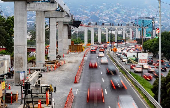 REGISTRAN LÍNEAS 4 Y 6 DEL METRO 59% DE AVANCE; ABRIRÁN CARRILES EXPRÉS DE CONSTITUCIÓN EL LUNES
