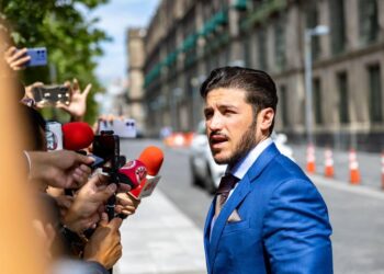 ASISTE SAMUEL A INFORME DE SHEINBAUM; ASEGURA GOBERNADOR QUE LA PRESIDENTA ES SU AMIGA.