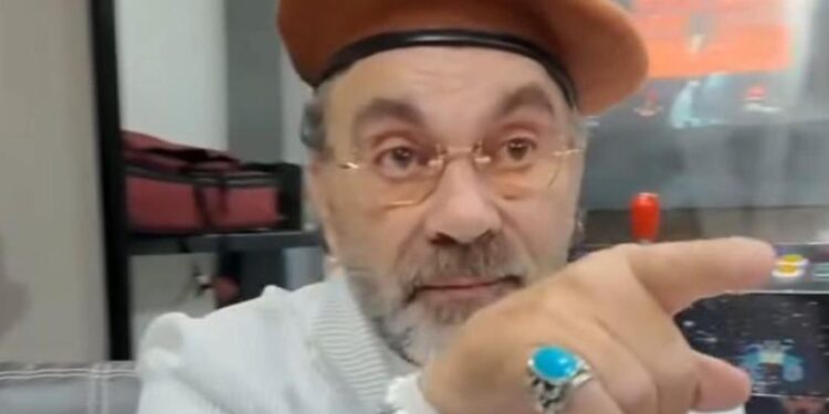 MANUEL MIJARES FUE HOSPITALIZADO POR RIESGO DE INFARTO