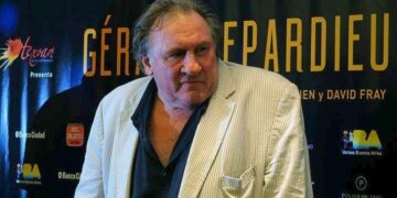 GÉRARD DEPARDIEU SERÁ JUZGADO POR PRESUNTA VIOLACIÓN A CHARLOTTE ARNOULD 5 GÉRARD DEPARDIEU SERÁ JUZGADO POR PRESUNTA VIOLACIÓN A CHARLOTTE ARNOULD