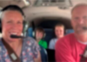 AVIONETA SE ESTRELLA EN WYOMING MUERE NIÑA DE 13 AÑOS Y HAY TRES HERIDOS