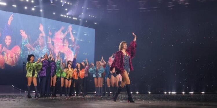 TAYLOR SWIFT PODRÍA LIDERAR SHOW DE MEDIO TIEMPO DEL SUPER BOWL 2025