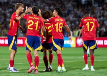 ESPAÑA DEBUTA CON TRIUNFO ANTE BULGARIA EN EL CAMINO AL MUNDIAL