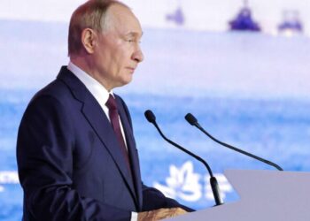 PUTIN ADVIERTE QUE LA SEGURIDAD DE UCRANIA NO PUEDE GARANTIZARSE SIN INCLUIR A RUSIA