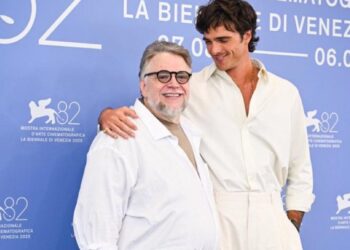 GUILLERMO DEL TORO BAJA 80 KILOS PARA CUIDAR SU SALUD A FUTURO
