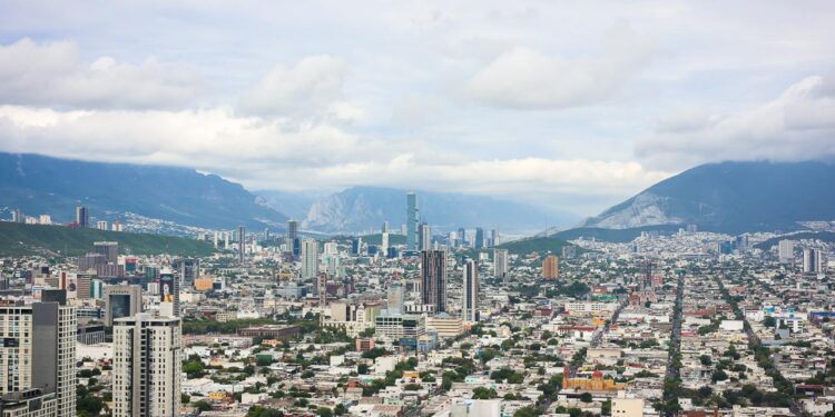 BAJAN 50% PARTÍCULAS CONTAMINANTES EN EL ÁREA METROPOLITANA: REPORTA MEDIO AMBIENTE DISMINUCIÓN DE PM 2.5 Y PM10.