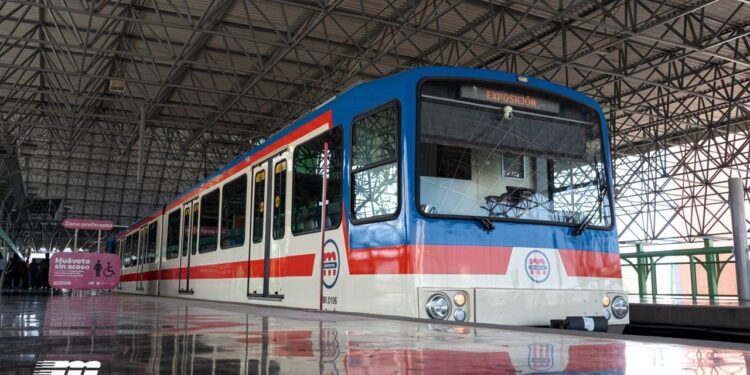 A LA UNI EN 10 MINUTOS; LANZA ESTADO SERVICIO DIRECTO CUAUHTÉMOC-UNIVERSIDAD-SENDERO SIN ESCALAS Y CON TRANSMETRO. 1 A LA UNI EN 10 MINUTOS; LANZA ESTADO SERVICIO DIRECTO CUAUHTÉMOC-UNIVERSIDAD-SENDERO SIN ESCALAS Y CON TRANSMETRO.