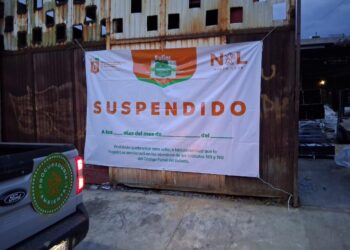 SUSPENDE DIVISIÓN AMBIENTAL CHATARRERA EN MONTERREY POR DERRAME DE ÁCIDOS TRAS DENUNCIA AL 070.