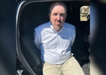 ARRESTAN A MÉDICO DE MICHIGAN ACUSADO DE PLANEAR ABUSO SEXUAL CONTRA MENOR EN FLORIDA