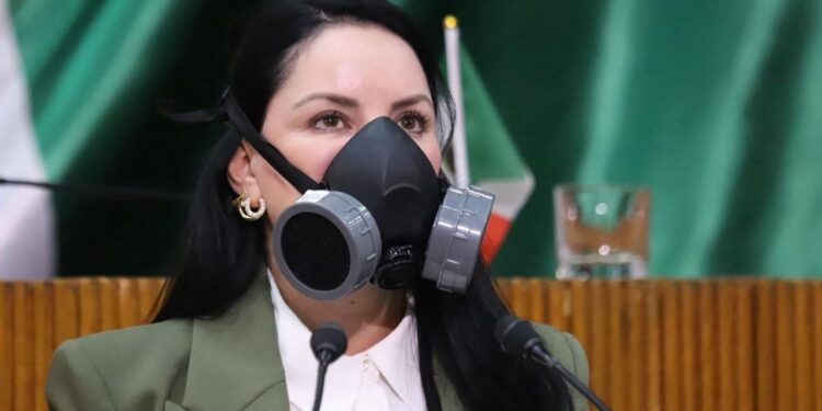 PIDEN APLICAR ESTUDIOS CLÍNICOS A VECINOS POR CONTAMINACIÓN DE ZINC NACIONAL Y TERNIUM. 1 PIDEN APLICAR ESTUDIOS CLÍNICOS A VECINOS POR CONTAMINACIÓN DE ZINC NACIONAL Y TERNIUM.
