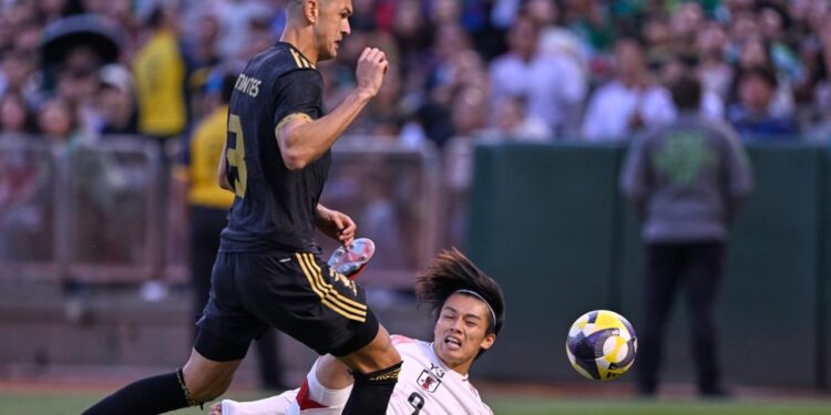 CÉSAR MONTES SE PIERDE PARTIDO CONTRA COREA DEL SUR 1 CÉSAR MONTES SE PIERDE PARTIDO CONTRA COREA DEL SUR