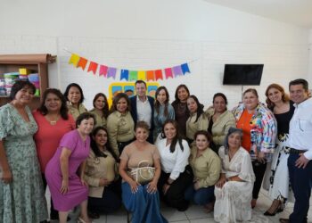 CREA COLOSIO FUNDACIÓN EN HONOR A SU MADRE DIANA LAURA RIOJAS