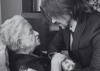 JUANES REAPARECE TRAS LA MUERTE DE SU MADRE CON MENSAJE A SU HIJO