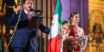 GRITA SAMUEL: 'SOMOS PRIMER LUGAR EN TODO'; CELEBRA GOBERNADOR INDEPENDENCIA ANTE 65 MIL NEOLONESES. 6 GRITA SAMUEL: ‘SOMOS PRIMER LUGAR EN TODO’; CELEBRA GOBERNADOR INDEPENDENCIA ANTE 65 MIL NEOLONESES.