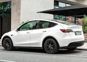 INVESTIGAN MILES DE AUTOS TESLA MODEL Y POR PROBLEMAS DE SEGURIDAD