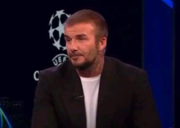 DAVID BECKHAM ARREMETE CONTRA EL MANCHESTER UNITED