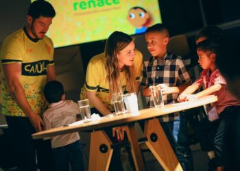 PRESENTA MARIANA ETAPA FINAL DE CAPULLOS RENACE 2 PRESENTA MARIANA ETAPA FINAL DE CAPULLOS RENACE