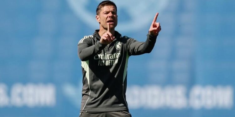 REAL MADRID PREPARA EL DERBI ANTE EL ATLETI CON TRES BAJAS Y UN BELLINGHAM RECUPERADO