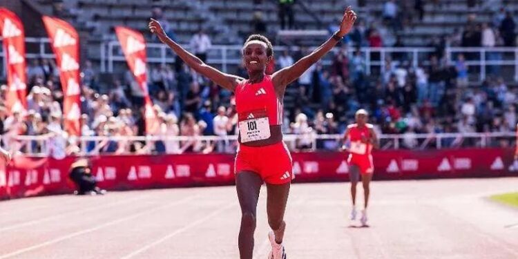 MURIÓ SHEWARGE ALENE, GANADORA DEL MARATÓN DE ESTOCOLMO, TRAS UN ENTRENAMIENTO A LOS 30 AÑOS 1 MURIÓ SHEWARGE ALENE, GANADORA DEL MARATÓN DE ESTOCOLMO, TRAS UN ENTRENAMIENTO A LOS 30 AÑOS