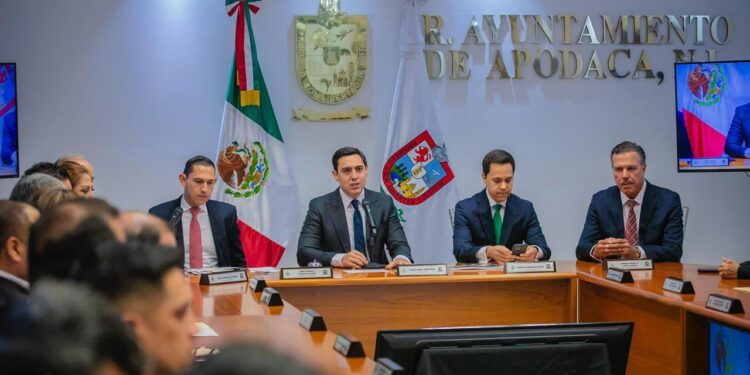 DESTACA CÉSAR GARZA JR. INVERSIÓN DE MIL MILLONES EN INFRAESTRUCTURA; RINDE ALCALDE DE APODACA INFORME.