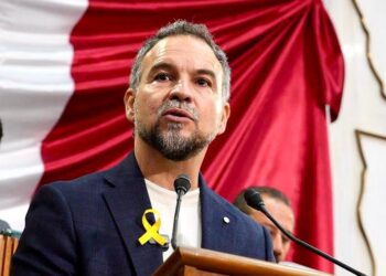 DIPUTADO MARIO SALINAS PRESENTA INICIATIVA PARA SUSTITUIR LA PIROTECNIA POR DRONES EN ESPECTÁCULOS PÚBLICOS